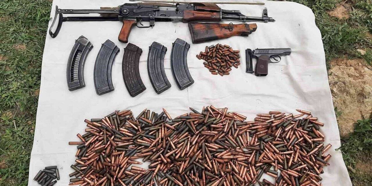 Başkale’de silah ve mühimmat ele geçirildi