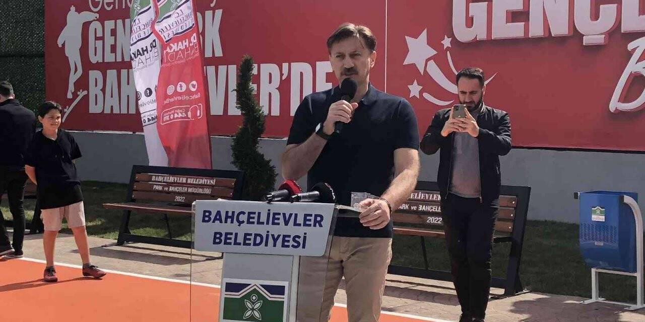 Bahçelievler’de tamamlanan iki park hizmete açıldı