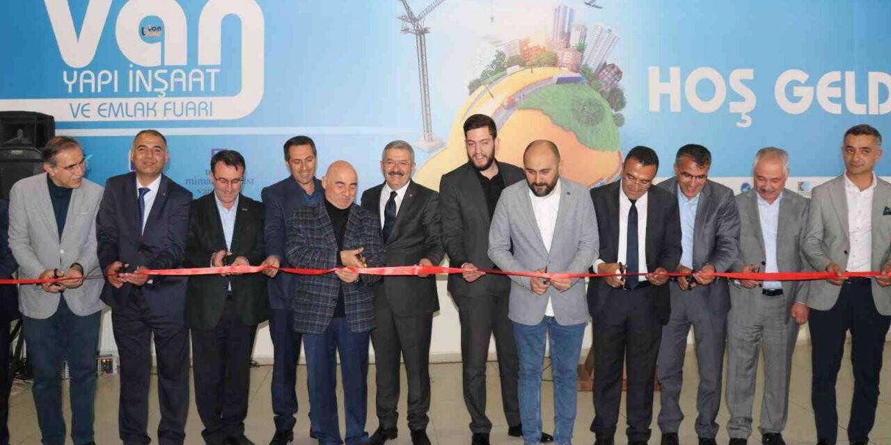 Van İnşaat, Yapı, Dekorasyon ve Emlak Fuarı kapılarını ziyaretçilerine açtı