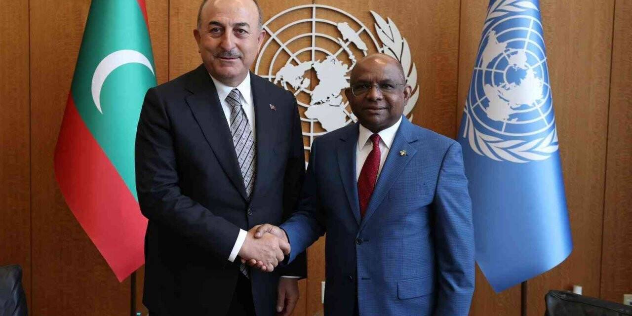 Dışişleri Bakanı Çavuşoğlu, BM 76. Genel Kurul Başkanı Shahid ile bir araya geldi