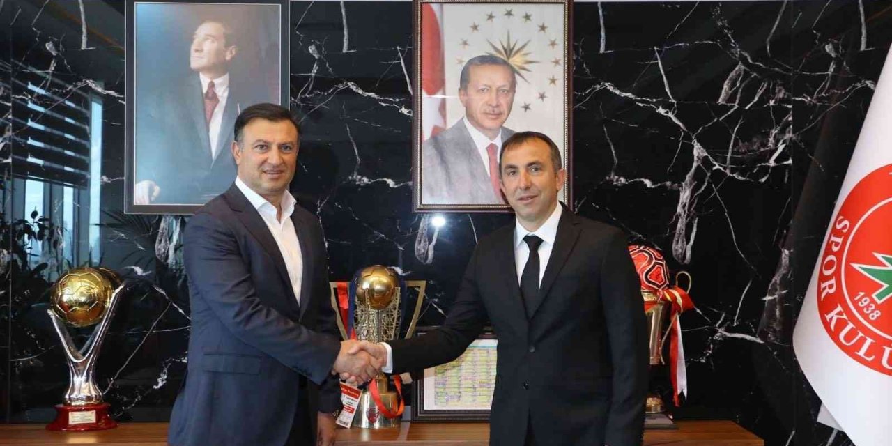 Ümraniyespor, Recep Uçar ile sözleşme uzattı