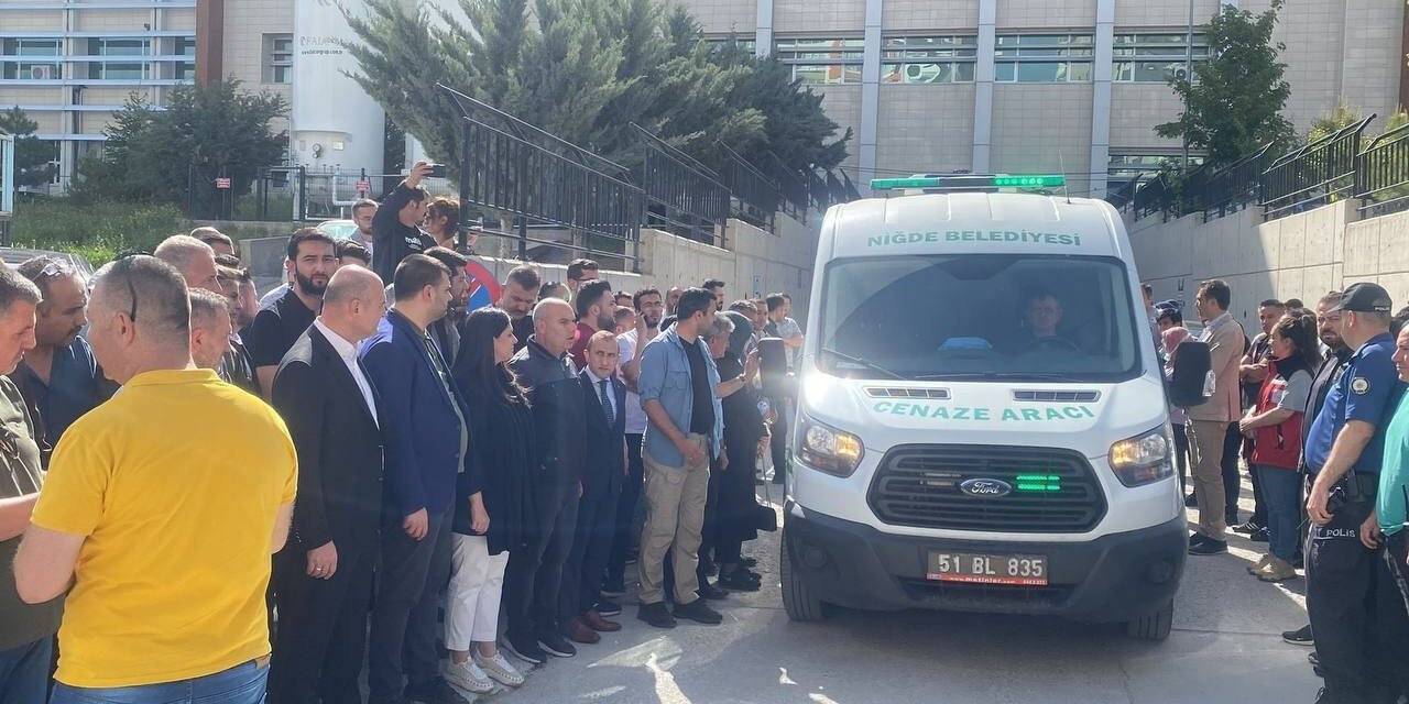 Kazada hayatını kaybeden öğrenciler memleketlerine uğurlandı