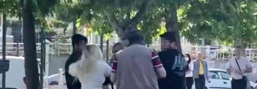 Fotoğrafını çeken şahsı dövdü