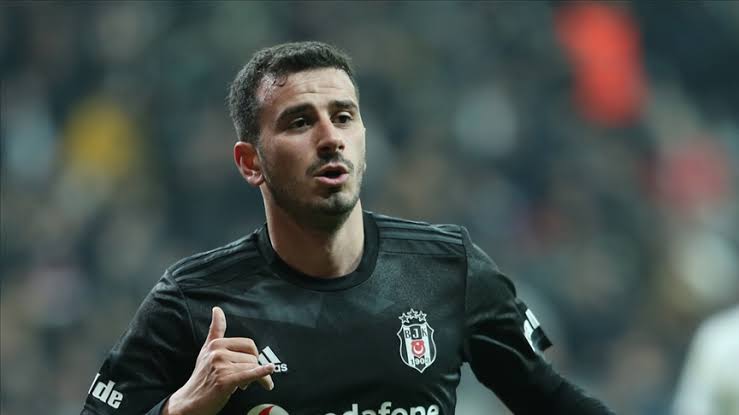 Oğuzhan Özyakup'tan Beşiktaş'a veda: