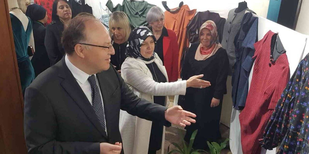 Giyim sergisi açıldı