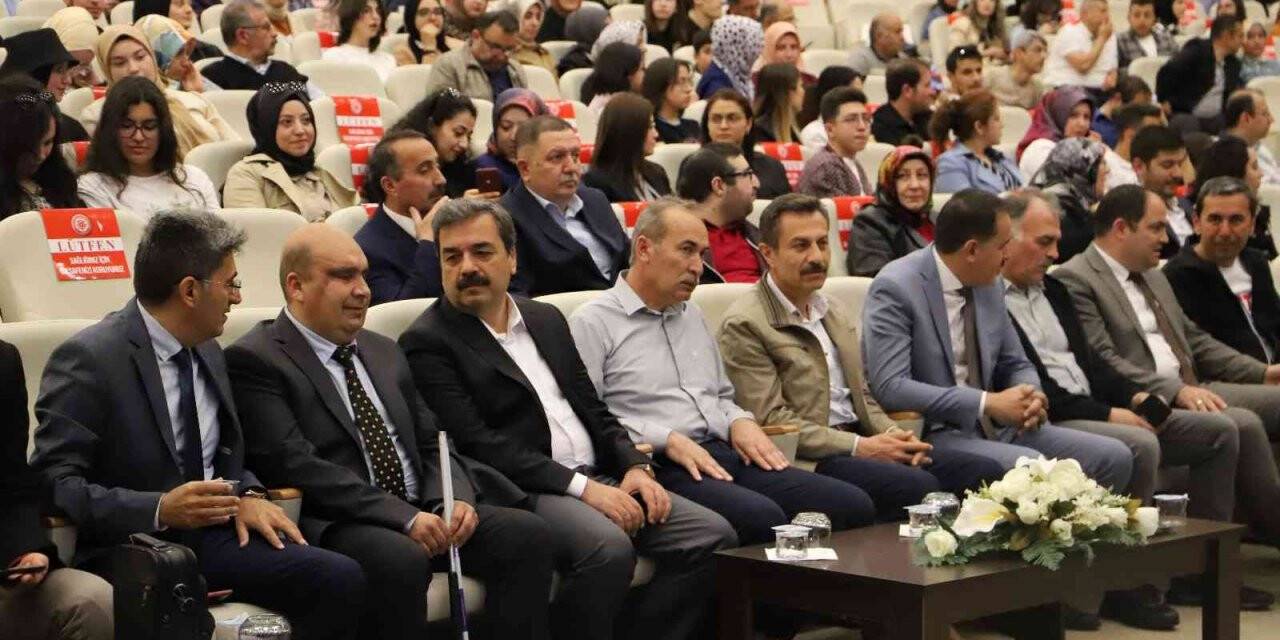 Öğrencilere başarının sırları anlatıldı