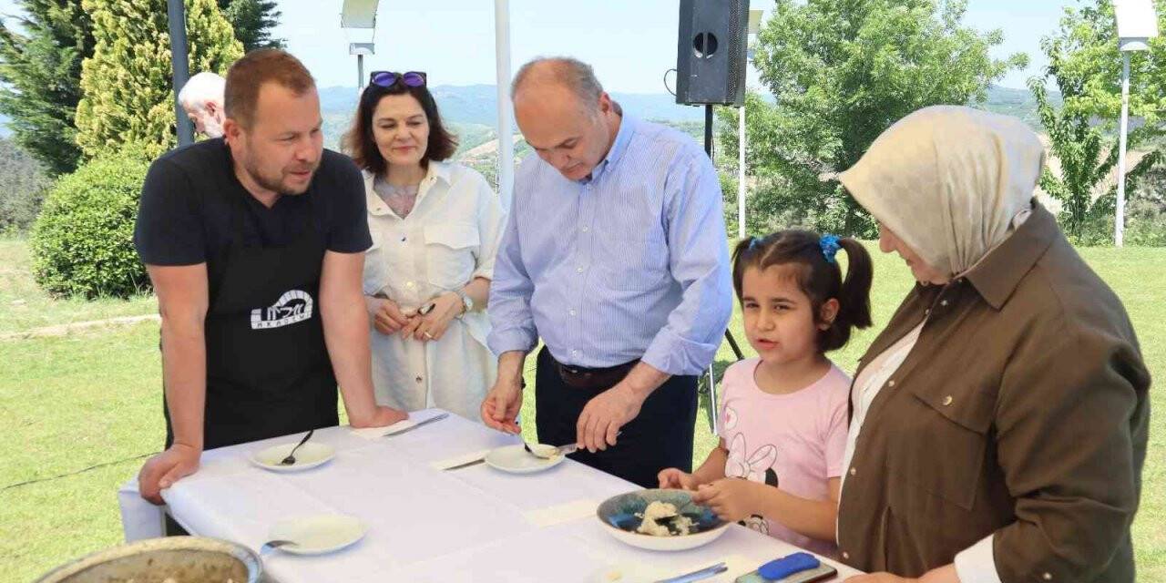 Dünyaca ünlü şef aşçı Yunus Emre Akkor, Düzce’ye geldi