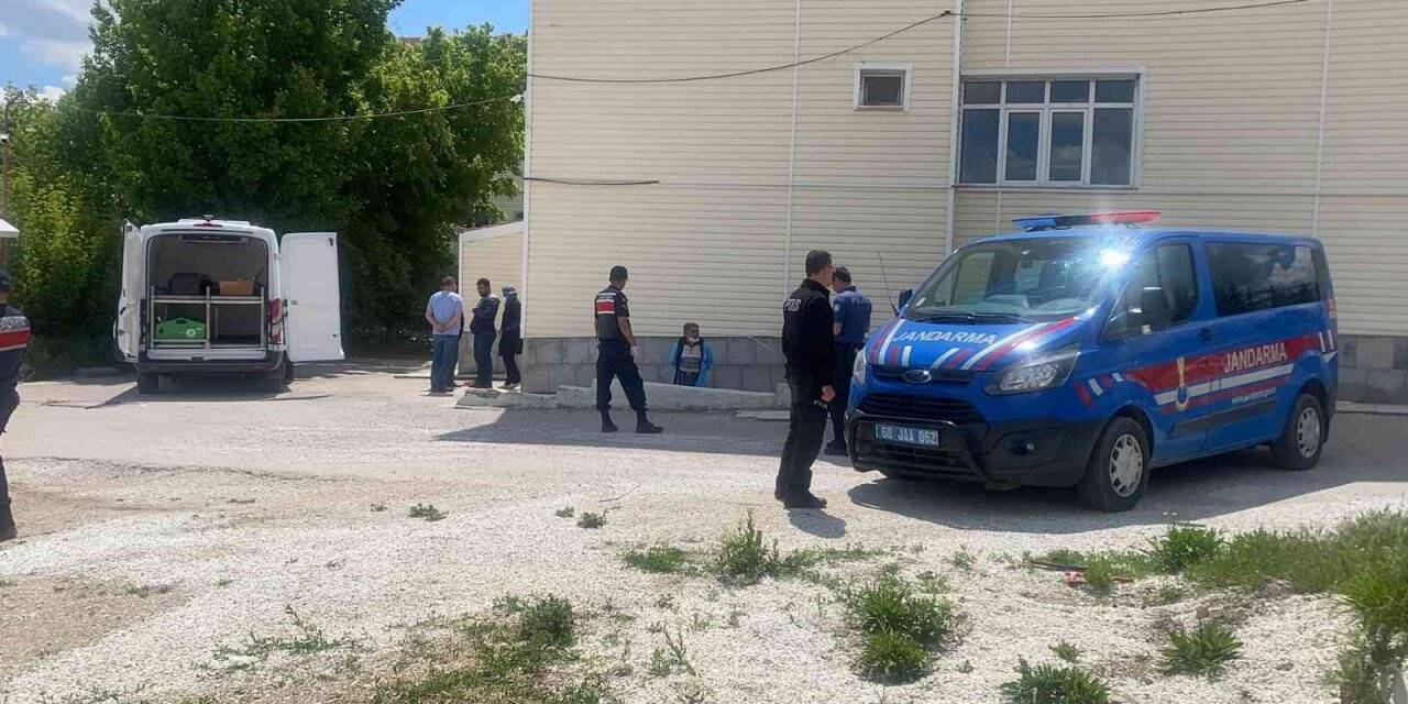 Kayıp olarak aranan gencin gömülü cesedi bulundu