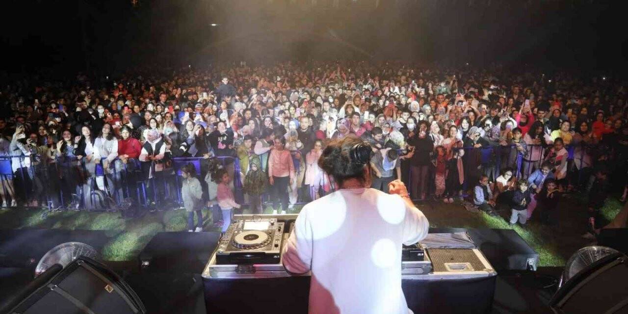 Kağıthane’de Doğukan Manço ve Emre Kaya rüzgarı esti