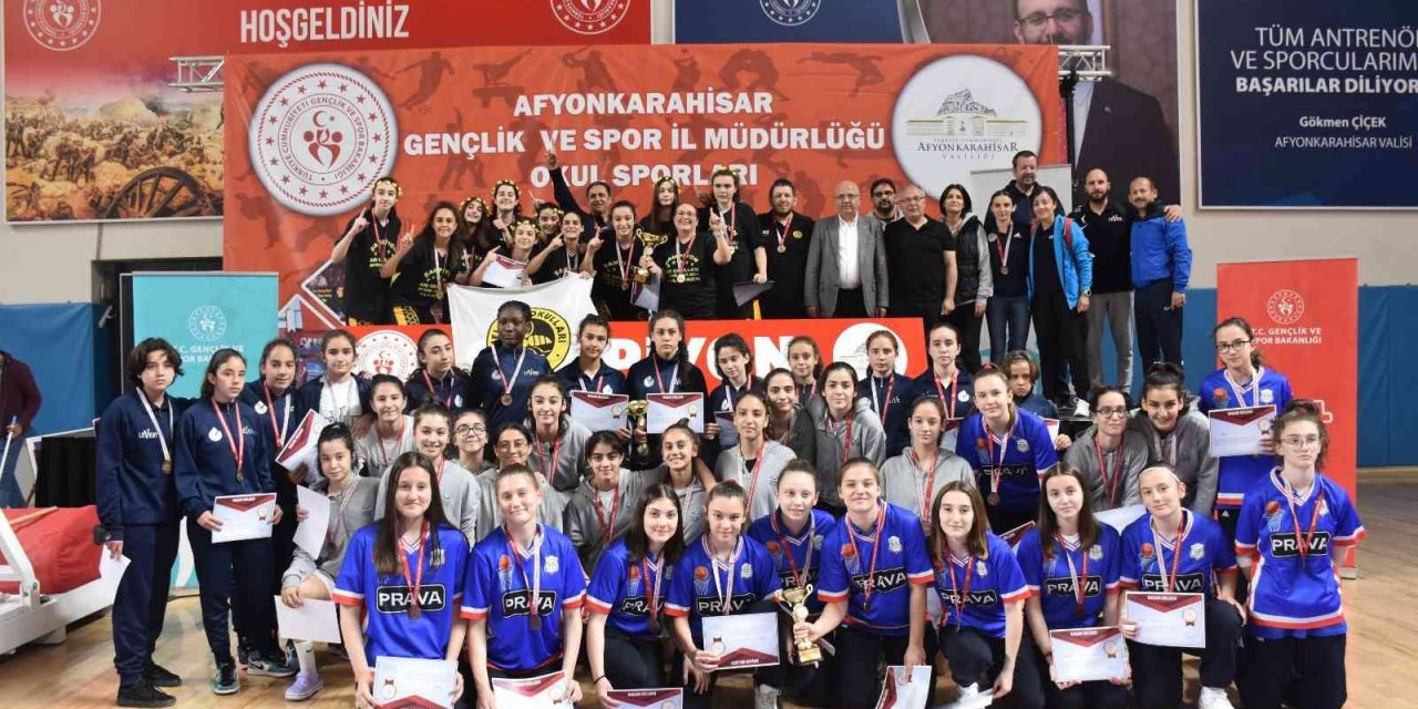 Okul Sporları Türkiye Birinciliği Basketbol müsabakaları sona erdi