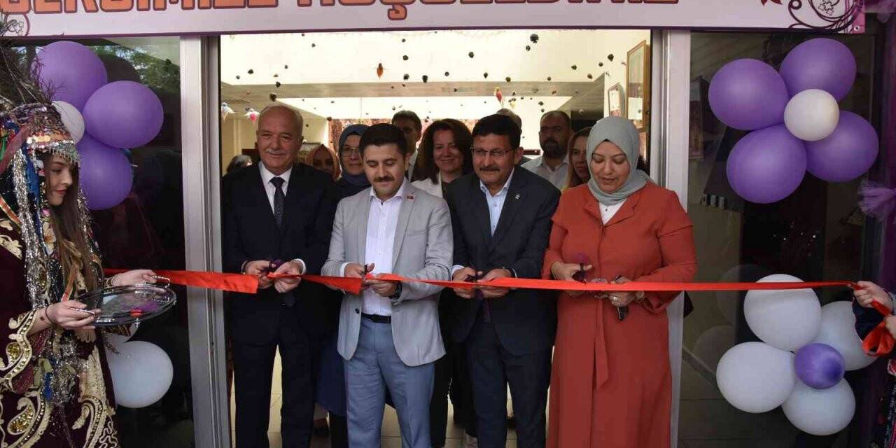 Kadınlar, ürettiklerini satarak gelir elde edecek