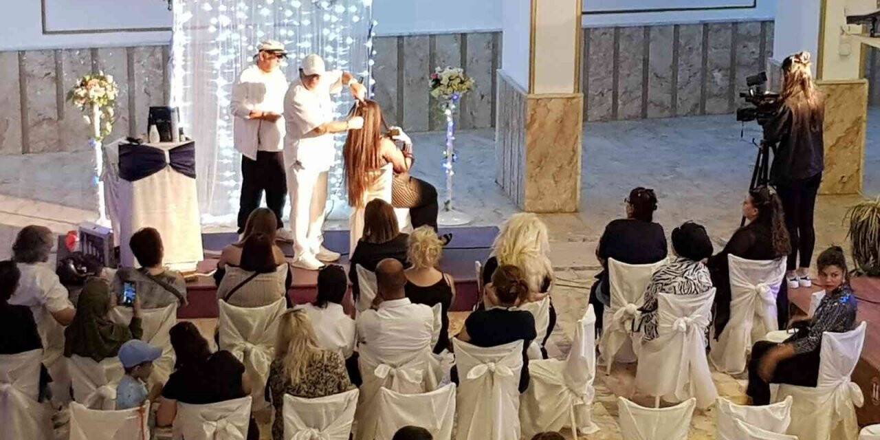 Kuaförlerin saçlarını bu kez uzmanlar bedavaya yaptı