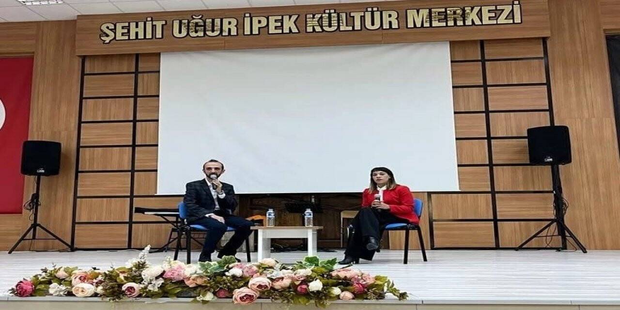 NEVÜ’de ’’Ne Kadar Sanal, Ne Kadar Gerçek’’ üzerine söyleşi gerçekleştirildi