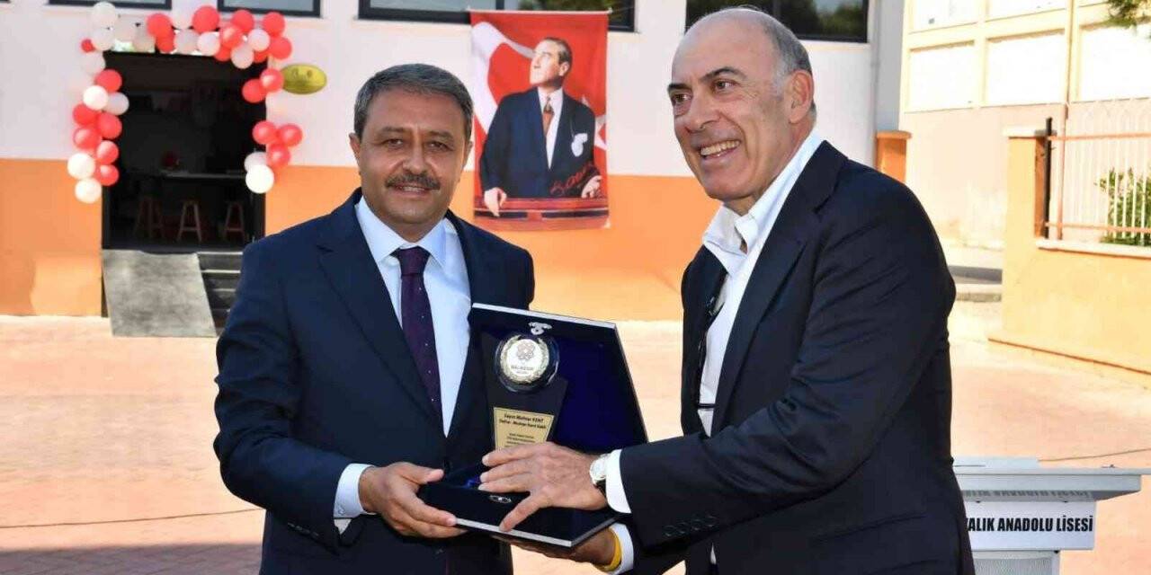 Ayvalık’ta eğitimi güçlendiren hamleler devam ediyor