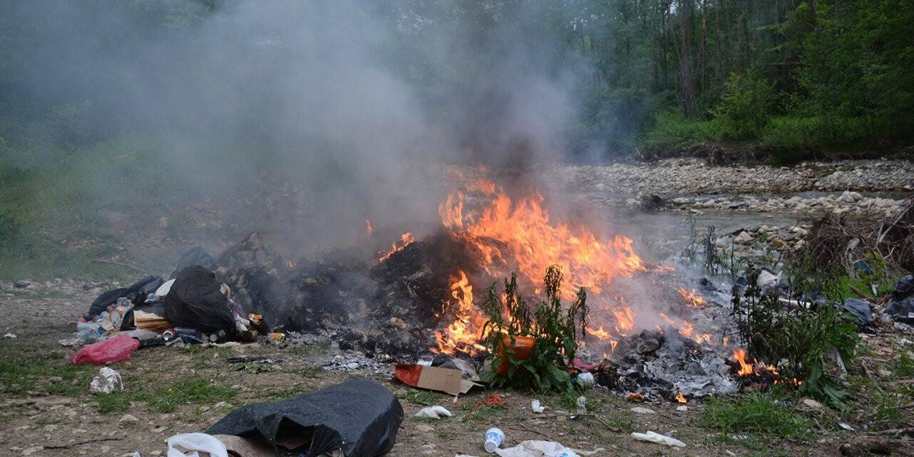 Sinop’ta tonlarca çöpün geri dönüşüme kazandırılmadan yakılmasına tepki