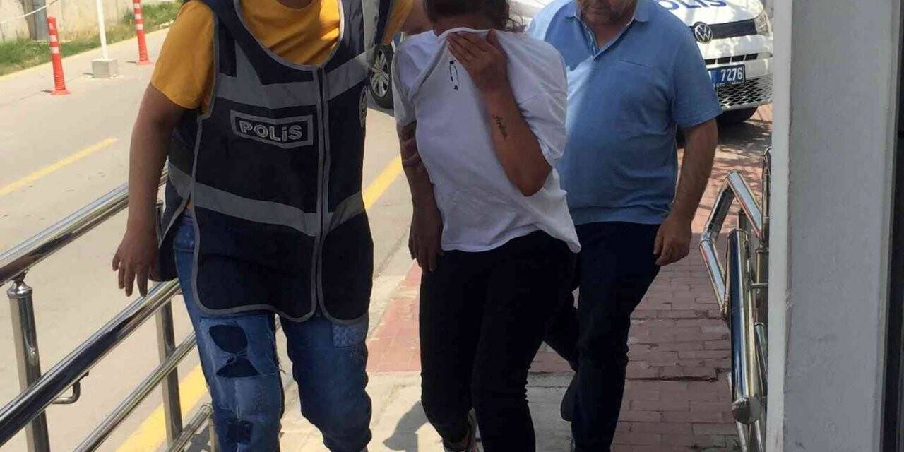 Dayakçı kocasını keser sapıyla dövüp, bıçakladı