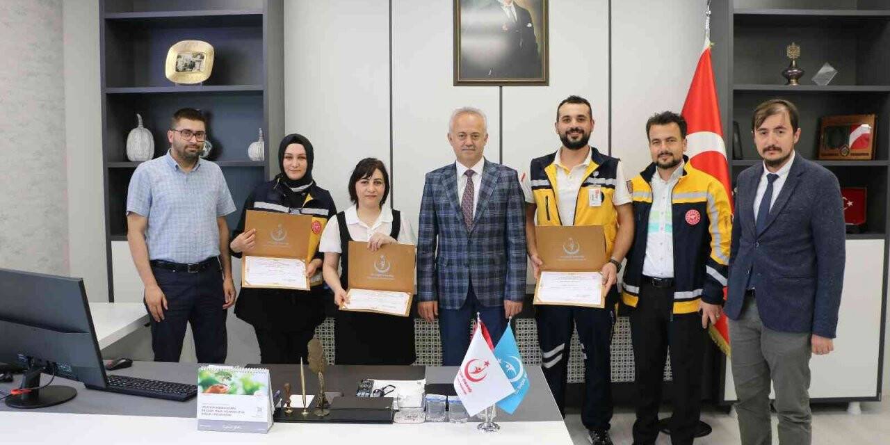 112 ekibinin örnek davranışı ödülle taçlandırıldı