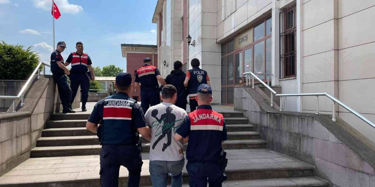 Fotokapana yakalanan kablo hırsıları tutuklandı