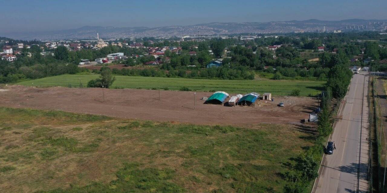 Başiskele’de kurbanlık hayvan satışı için hazırlıklar başladı