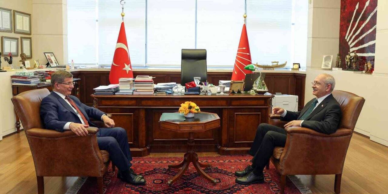 CHP lideri Kılıçdaroğlu, Gelecek Partisi Genel Başkanı Davutoğlu’nu ağırladı