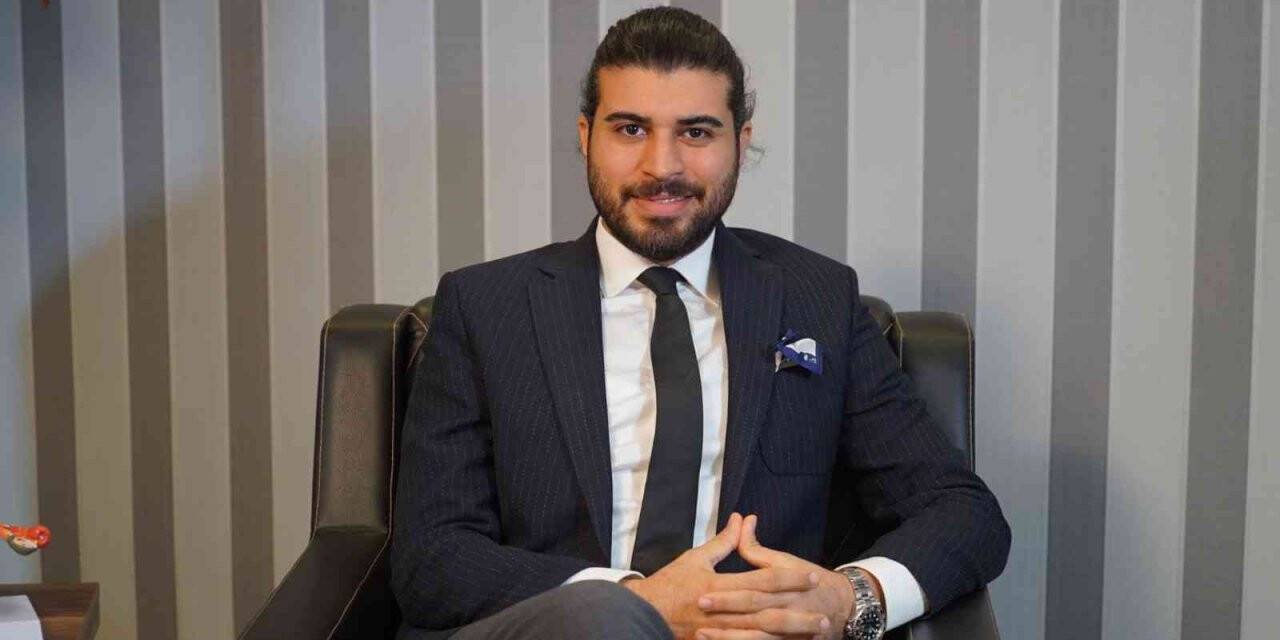 Op. Dr. Şen: “Doğumdan hemen sonra annelik estetiği yaptırırken zamanlamaya dikkat edilmeli”