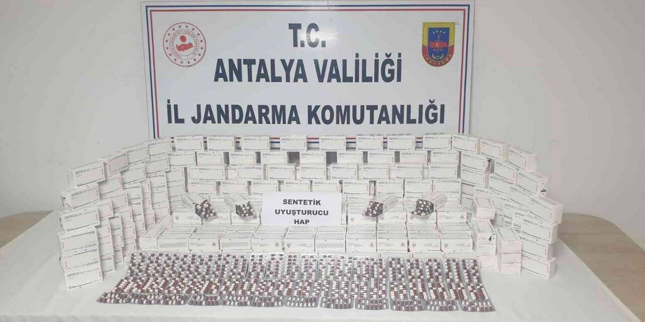 Antalya’da piyasa değeri 1 milyon 500 bin TL değerinde uyuşturucu ele geçirildi