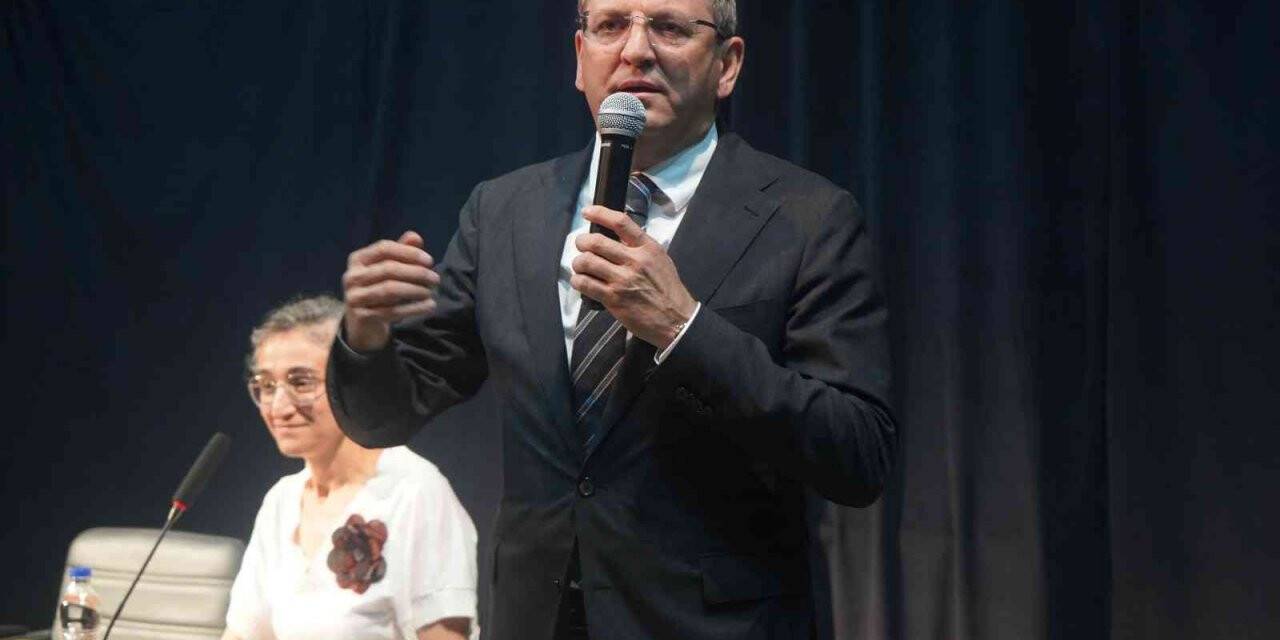 Başkan Ergin; “Ayvalık’ın UNESCO’nun kalıcı listesinde yer alması konusunda kararlı adımlarla yürüyoruz”