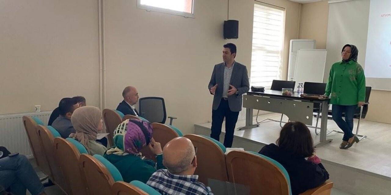 İl Sağlık Müdürlüğü personeline eğitim