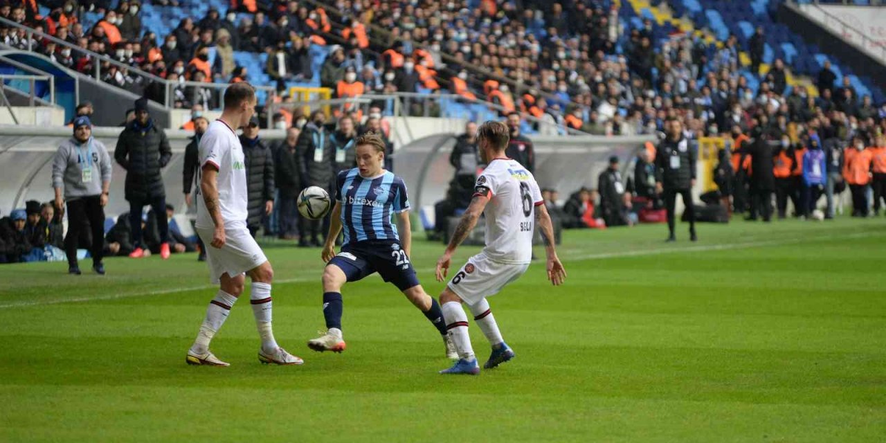 Adana Demirspor’un en istikrarlısı Svensson oldu