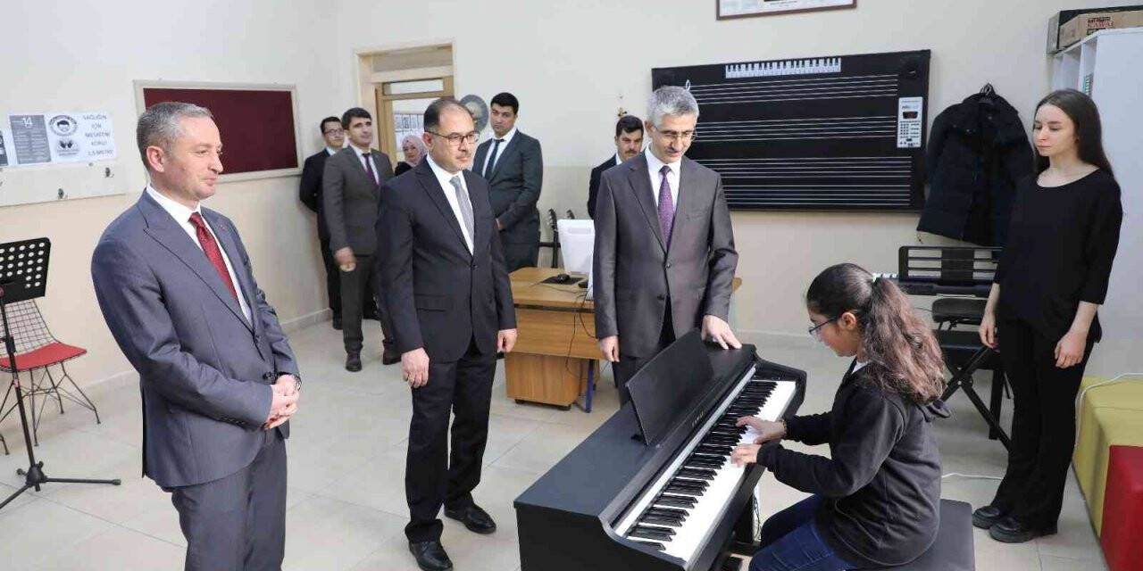 Milli Eğitim Bakan Yardımcısı Yılmaz’ın ziyaret ve toplantıları