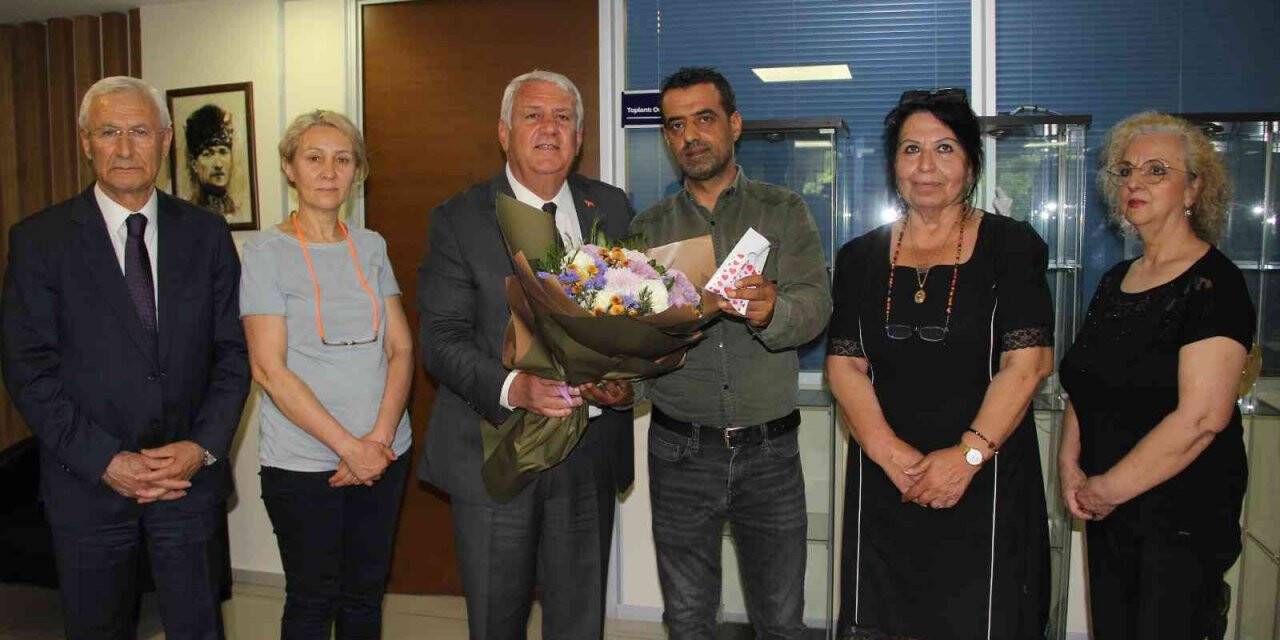 Kadına şiddeti önleyen taksici ödüllendirildi