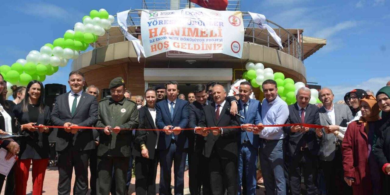 Kadın girişimcilerden yöresel ürün pazarı