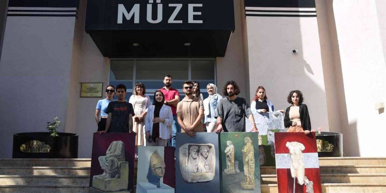 Müzenin göz kamaştıran eserlerini tuvale yansıttılar