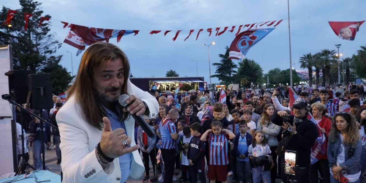 Bordo Mavili taraftarlar hem şampiyonluğu kutladı hem de kan verdi