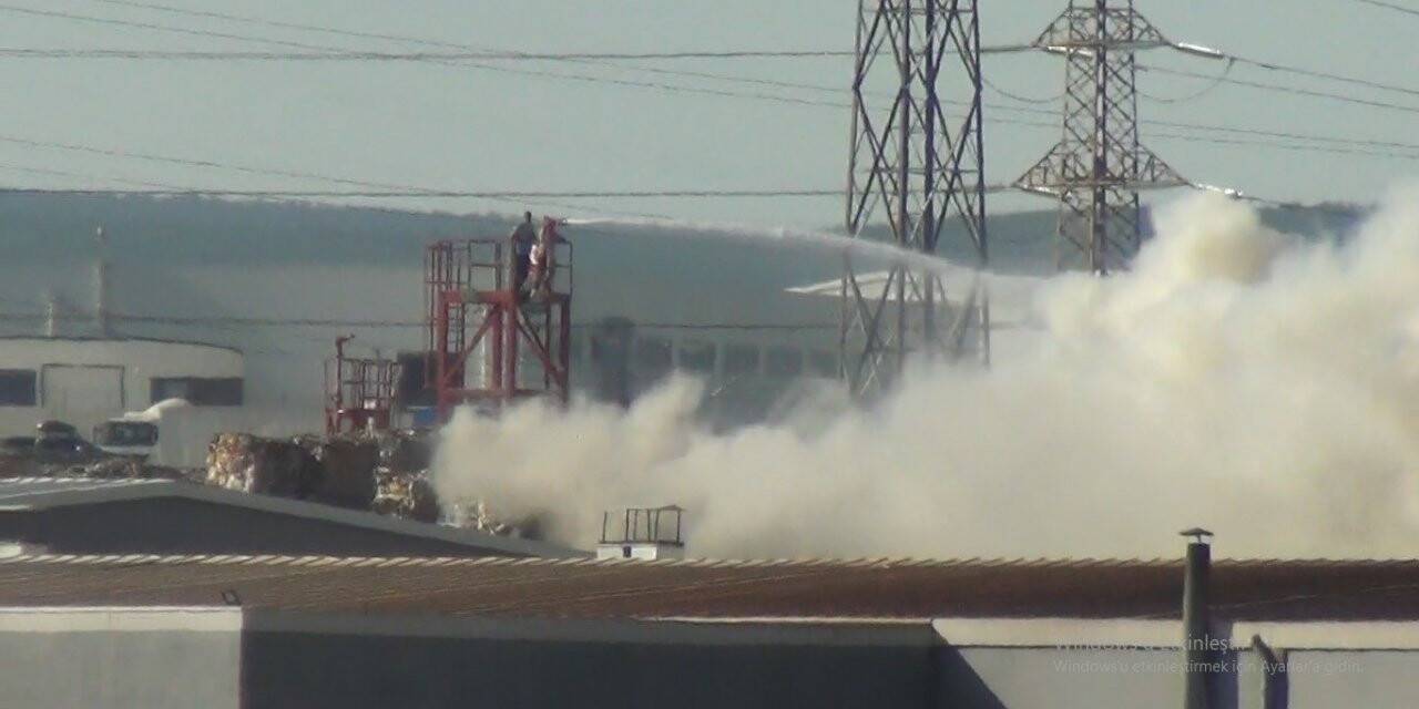 Kütahya’daki kağıt fabrikasında yangın
