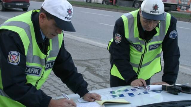 Trafikte "Makas" Atana Hapis Cezası Geliyor