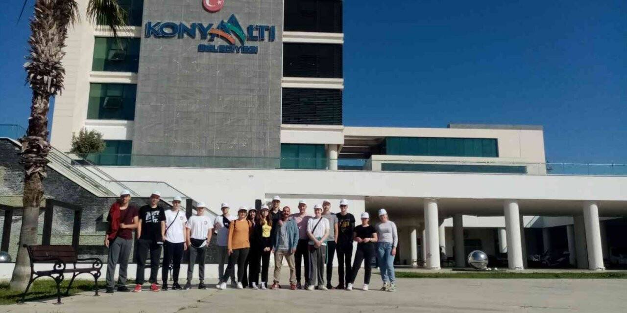 Yabancı öğrencilerin staj tercihi Konyaaltı Belediyesi