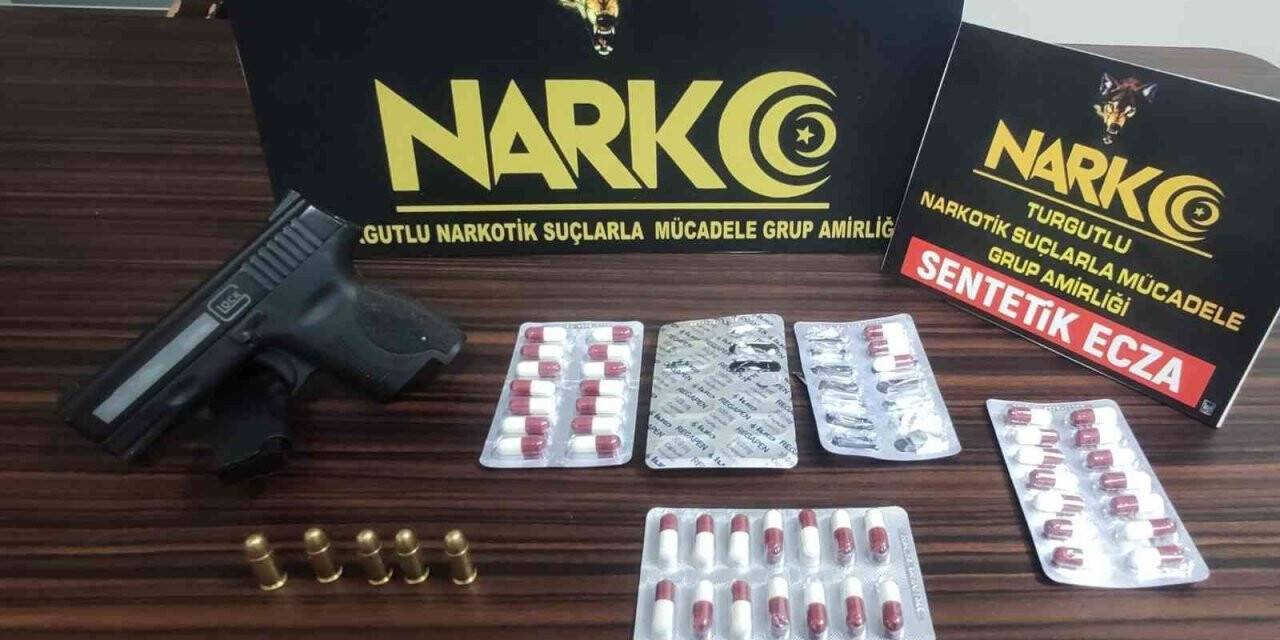 Şüphe üzerine durduruldu, 62 adet uyuşturucu hap çıktı