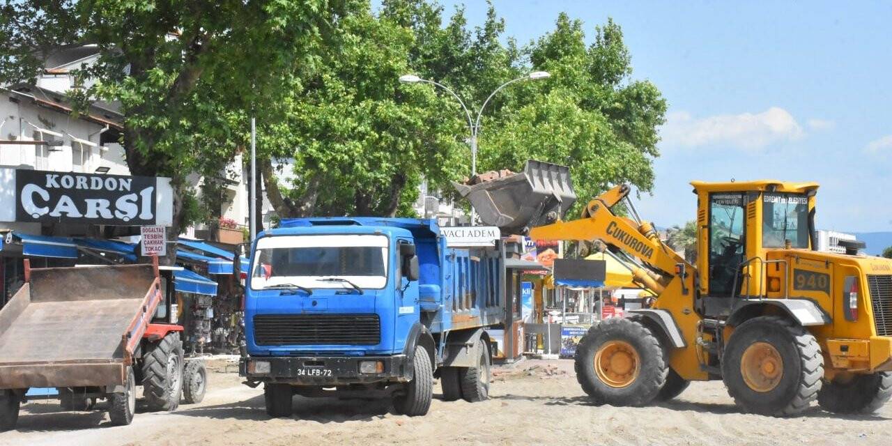 Akçay Kordon yaz sezonuna hazırlanıyor