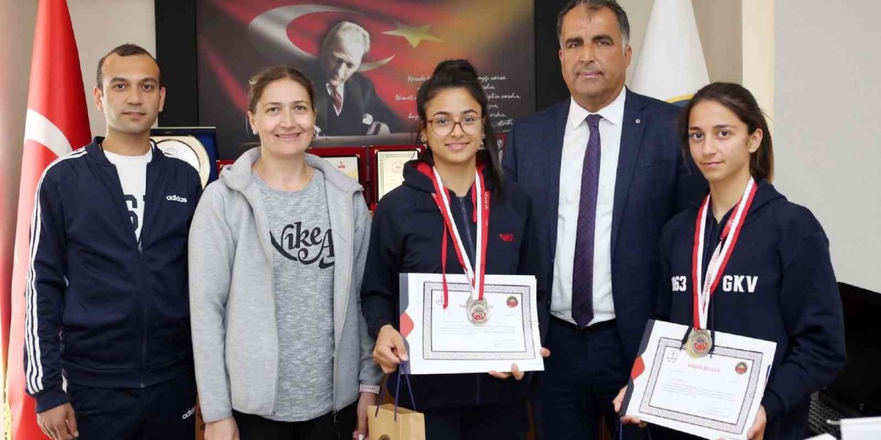 Atletizmde Türkiye birinci ve ikincisi Gaziantep’ten