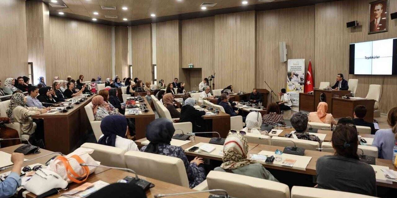 Güvenli 2023 anne çocuk sağlıklı beslenme eğitimi Eyüpsultan’da yapıldı