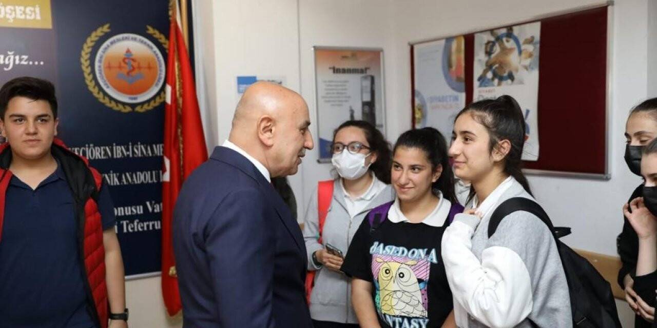 Başkan Altınok lise öğrencileri ile buluştu