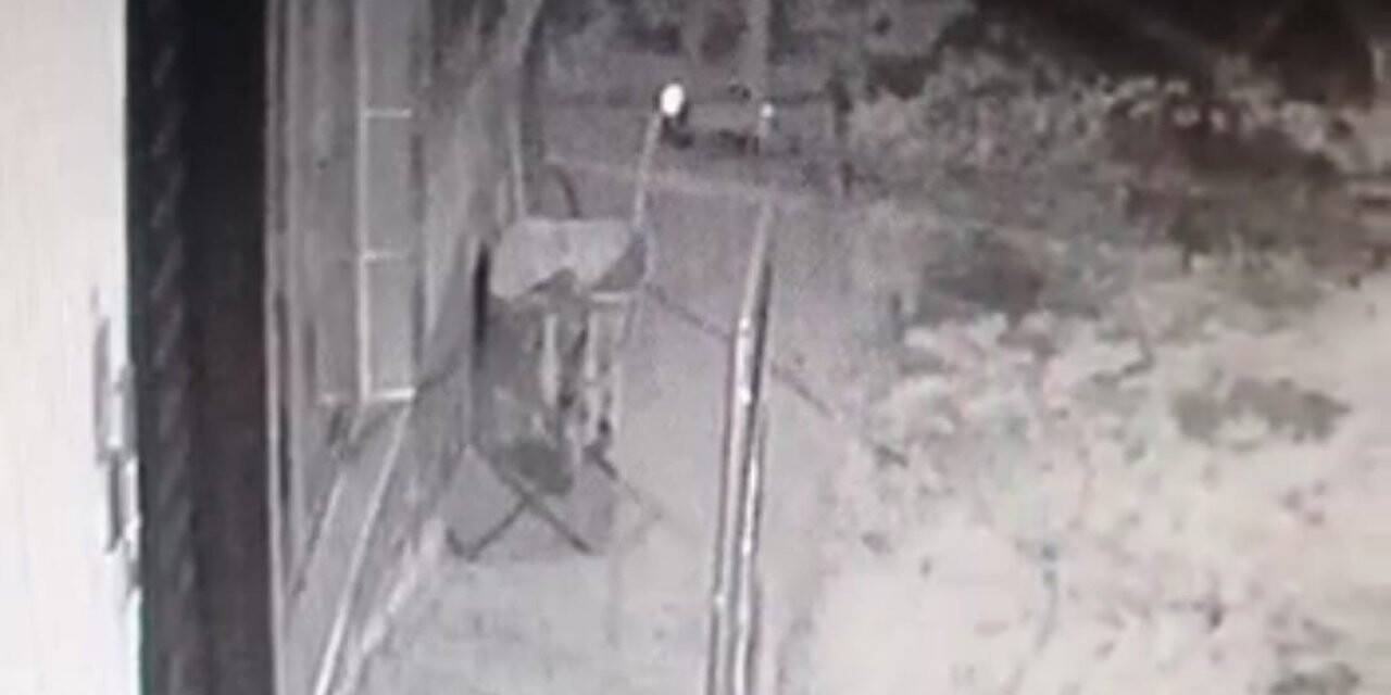 Iğdır’da ’silahlı hırsızlık girişimi’ güvenlik kamerasına yansıdı