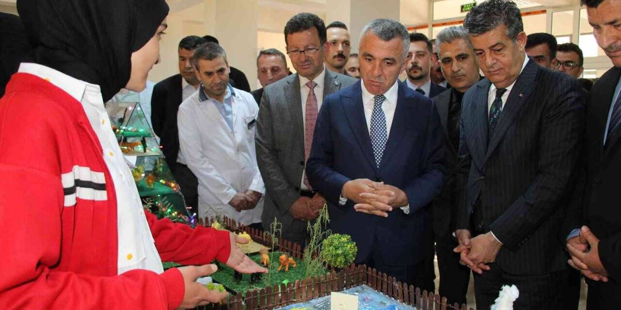 Şırnak’ta Bilim Fuarı ve pilav şenliği