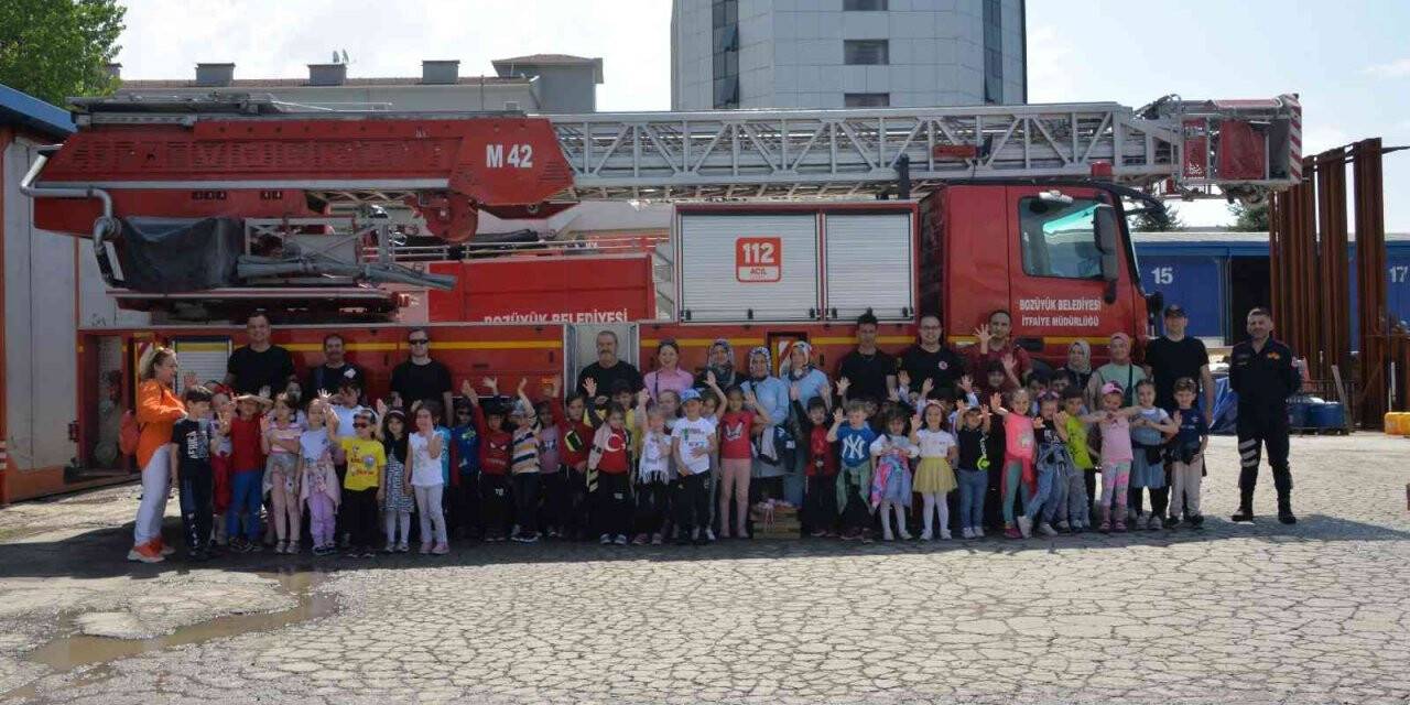 Miniklere yangın eğitimi