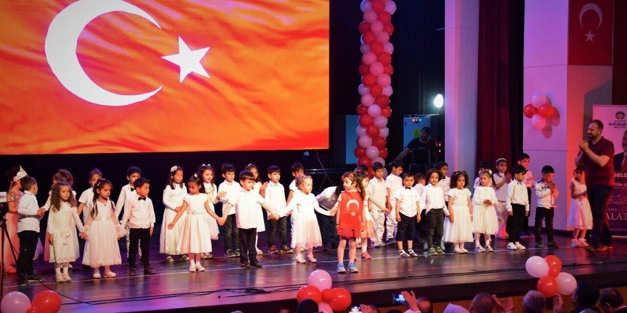 Nezaket okullarında yıl sonu etkinliği