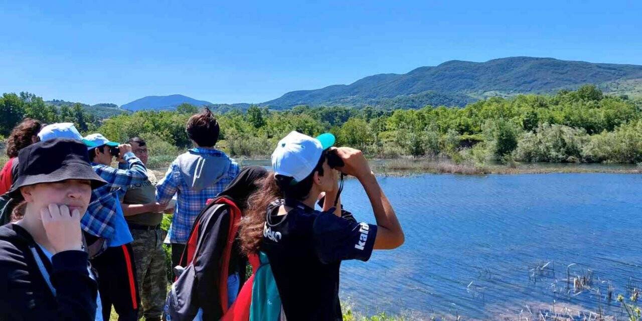 Lise öğrencileri Filyos Nehri Havzası’nda kuş gözlemledi