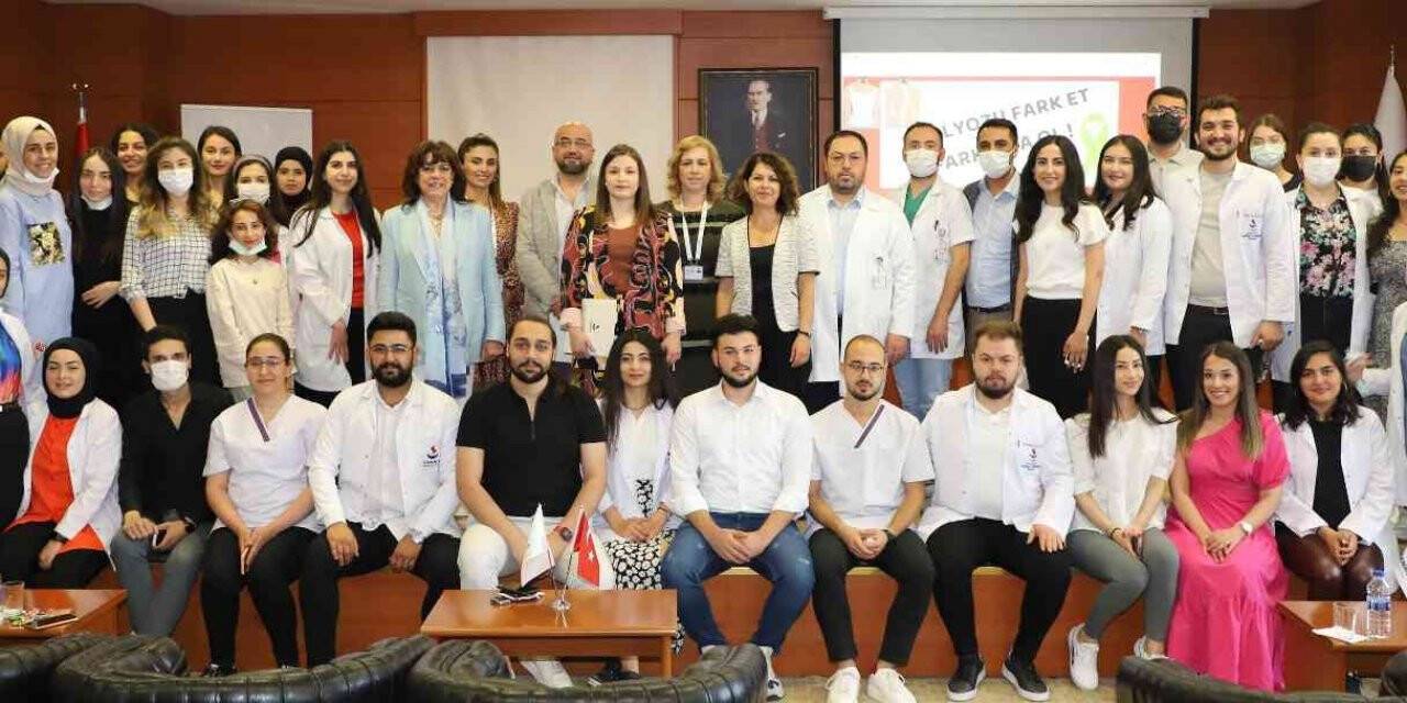 Skolyoz tedavisinde güncel yaklaşımlar paneli