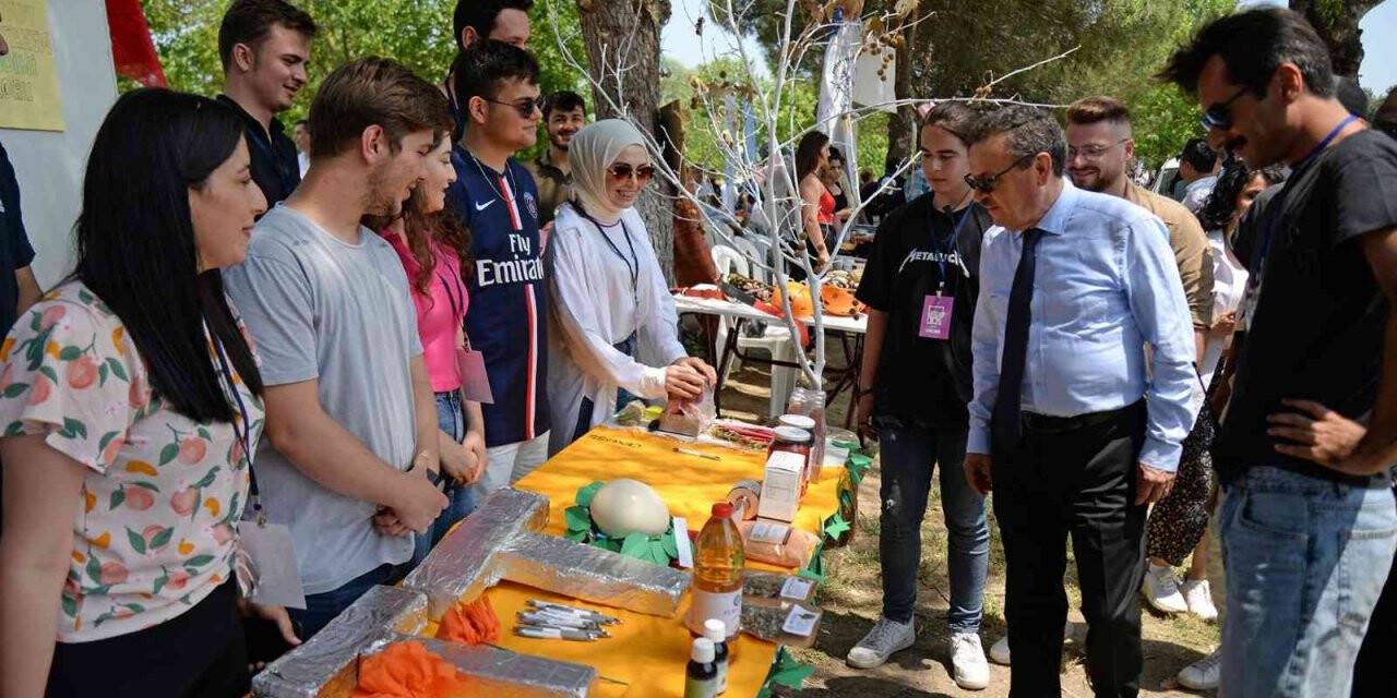 BUÜ’de öğrenci festivalleri başladı