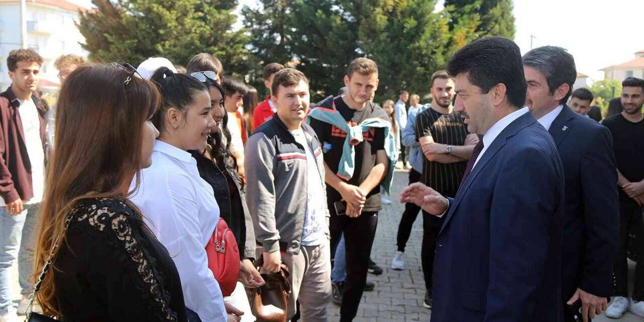 SUBÜ UBF’de iş teklifi oranı yüzde 88